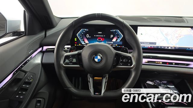 BMW 5 Series (G60) 530i xDrive M Sport 2024 — фото 13
