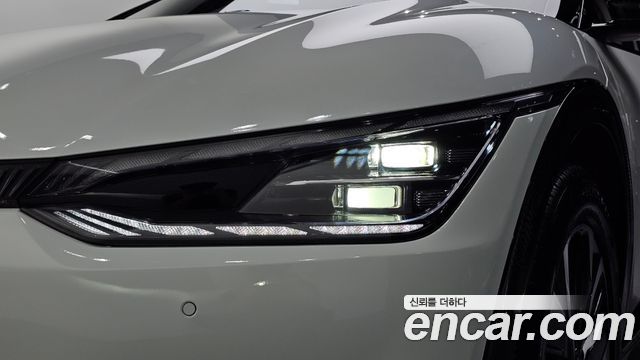 Kia EV6 Long Range Earth 2022 — фото 28