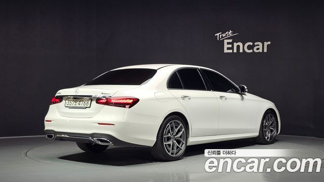Mercedes-Benz E-Class (W213) E220d 4MATIC AMG Line 2021 — фото 2