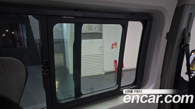 Renault Korea Master School Bus 15-Seater 2020 — фото 15