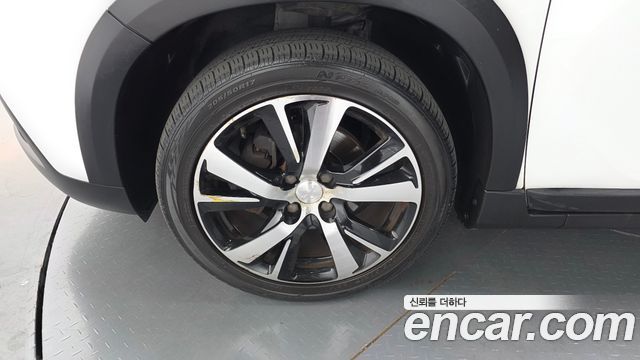 Peugeot 2008 1.5 BlueHDi GT Line 2019 — фото 5