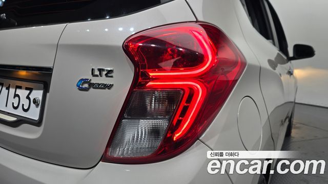 Chevrolet Next Spark LTZ 2017 — фото 23