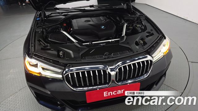 BMW 5 Series (G30) 530i M Sport Package 2022 — фото 6
