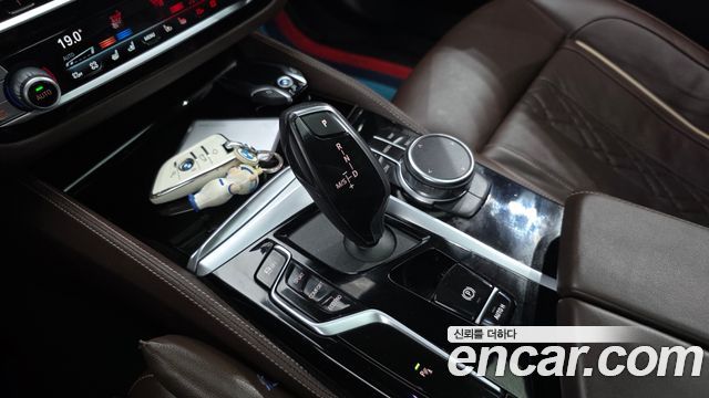 BMW 5 Series (G30) 530i M Sport Package 2022 — фото 9