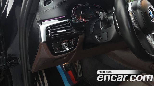 BMW 5 Series (G30) 530i M Sport Package 2022 — фото 13