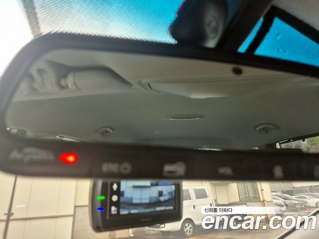 Hyundai Santa Fe (DM) Diesel(e-VGT) 2.0 2WD Premium 2015 — фото 6