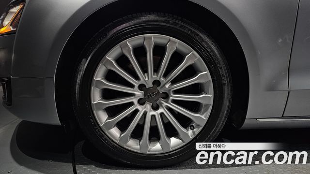 Audi A8 50 TDI Quattro LWB D4 2015 — фото 5