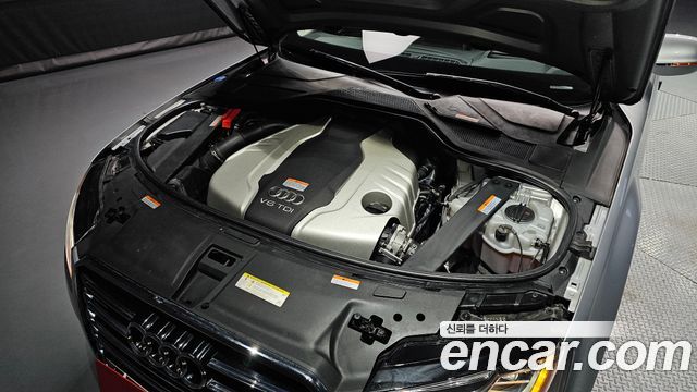 Audi A8 50 TDI Quattro LWB D4 2015 — фото 6