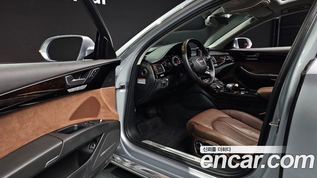 Audi A8 50 TDI Quattro LWB D4 2015 — фото 10