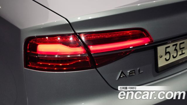 Audi A8 50 TDI Quattro LWB D4 2015 — фото 29