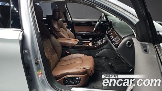 Audi A8 50 TDI Quattro LWB D4 2015 — фото 32