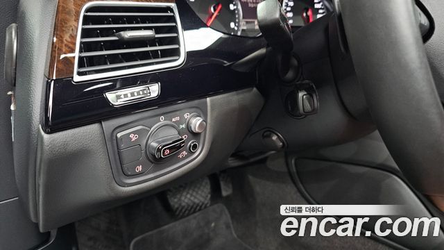 Audi A8 50 TDI Quattro LWB D4 2015 — фото 42