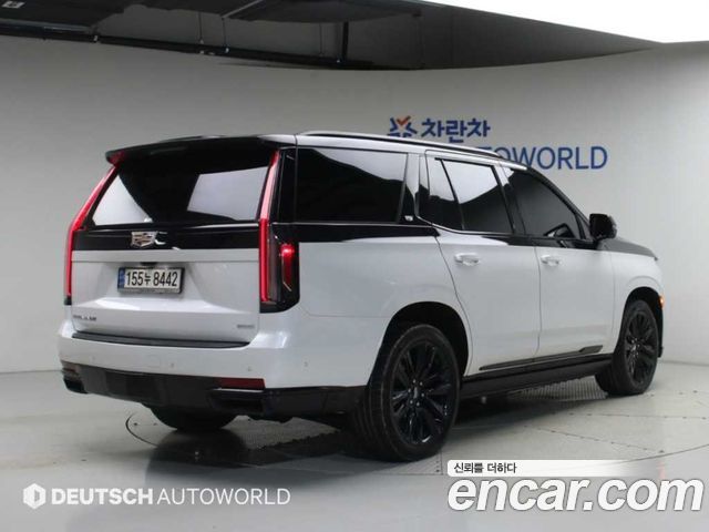 Cadillac Escalade (V) 6.2 Sports Platinum 2022 — фото 2