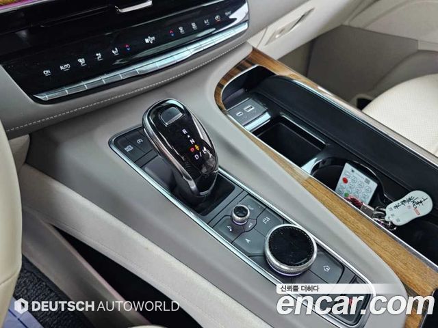 Cadillac Escalade (V) 6.2 Sports Platinum 2022 — фото 9