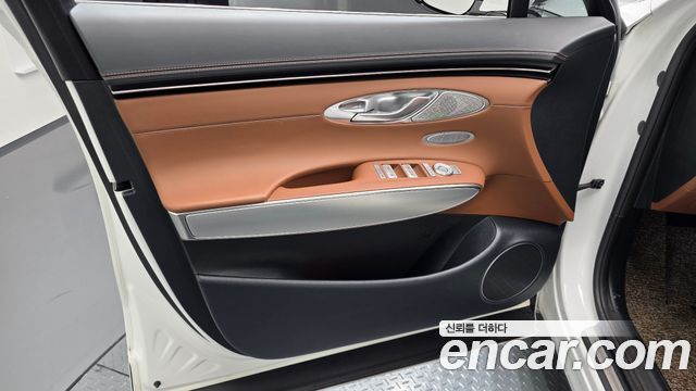 Genesis GV70 2.5T Gasoline 2WD 2022 — фото 24
