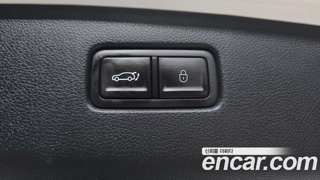 Genesis GV70 2.5T Gasoline 2WD 2022 — фото 32
