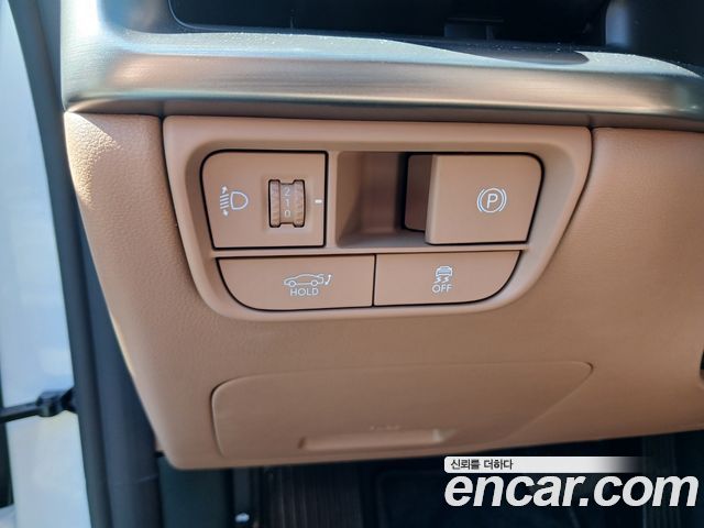 Hyundai Grandeur (GN7) 2,5 Gasoline 2WD Honors 2026 — фото 7