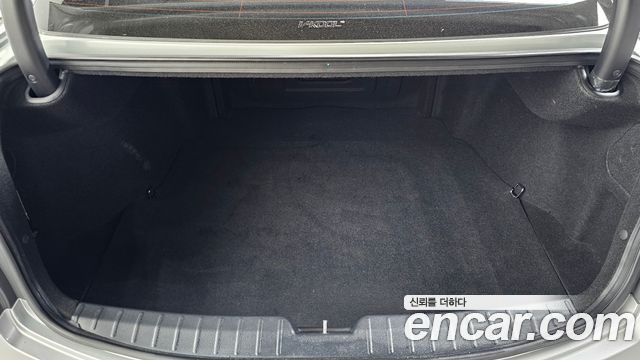 Hyundai Grandeur (HG) HG240 Modern 2016 — фото 17