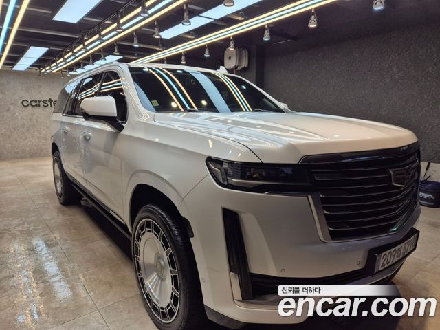Cadillac Escalade (V) 6.2 ESV ESV Premium Luxury Platinum 2022 — фото 2