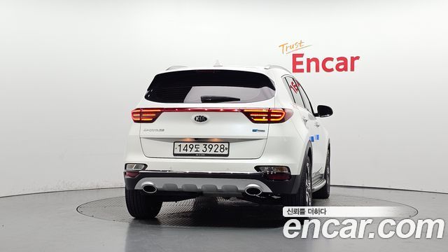 Kia Sportage The Bold Diesel 2.0 2WD Signature 2020 — фото 4