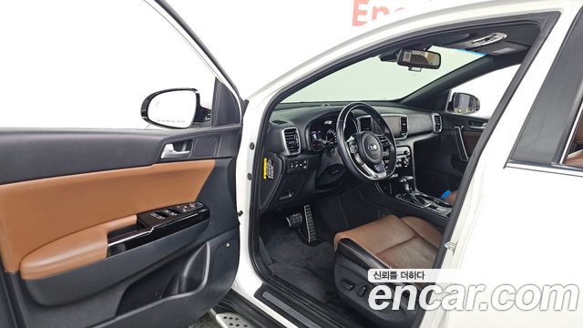 Kia Sportage The Bold Diesel 2.0 2WD Signature 2020 — фото 10