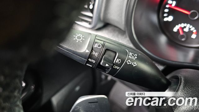 Kia Sportage The Bold Diesel 2.0 2WD Signature 2020 — фото 19