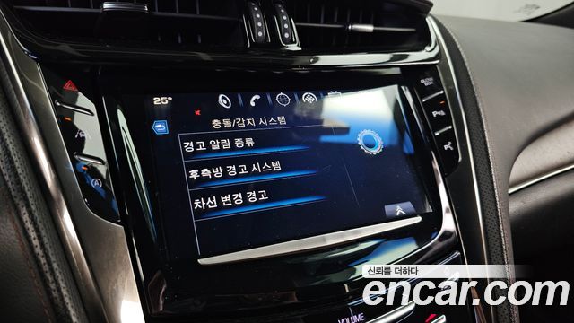 Cadillac CTS (III) 2.0 Premium 2017 — фото 16