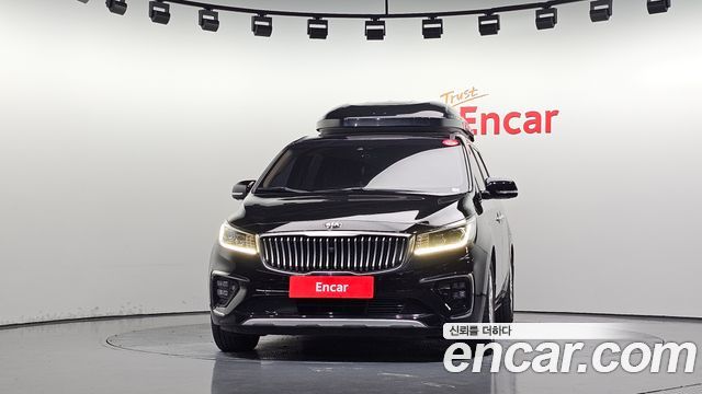 Kia Carnival 9-Seater Noblesse Special 2019 — фото 3