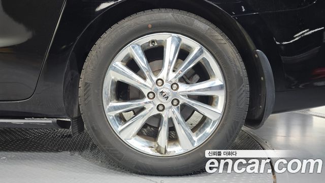 Kia Carnival 9-Seater Noblesse Special 2019 — фото 21