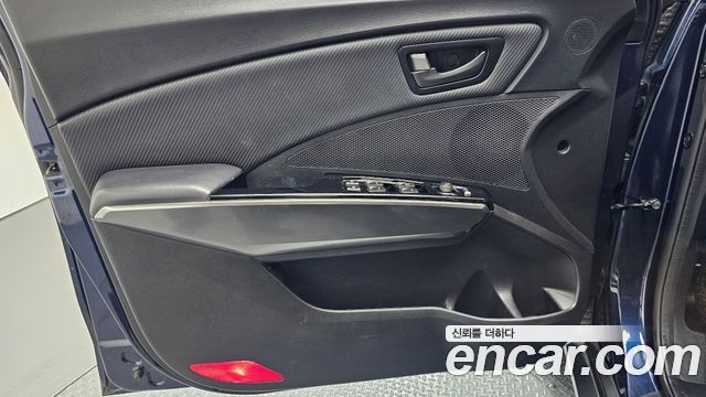 KG Mobility (SsangYong) Very New Tivoli Gasoline 1.5 2WD V5 2021 — фото 24