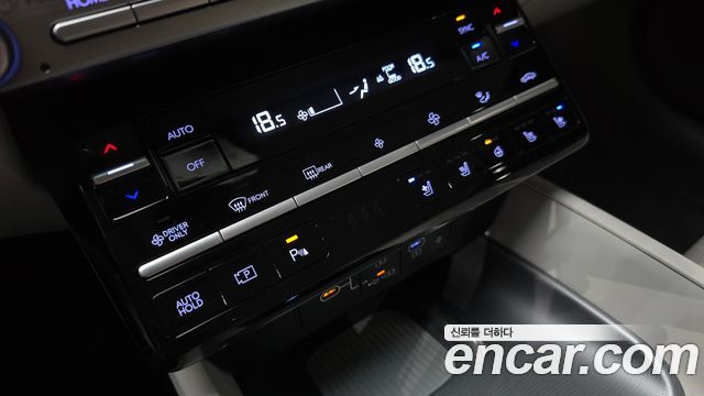 Hyundai Grandeur Hybrid (GN7) Exclusive 2023 — фото 18