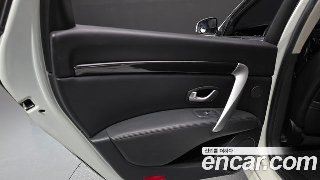 Renault Korea SM7 Nova LPLI 2.0 LPe Disabled 2017 — фото 25