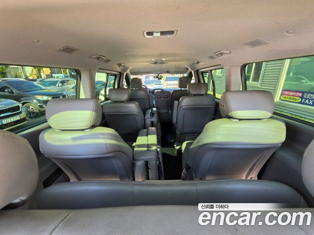 Hyundai Grand Starex 12-Seater Wagon Modern 2017 — фото 12