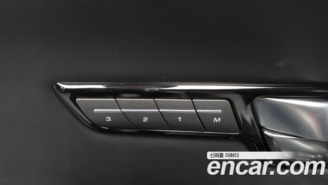Land Rover Range Rover Evoque 2.0 TD4 HSE 2016 — фото 19
