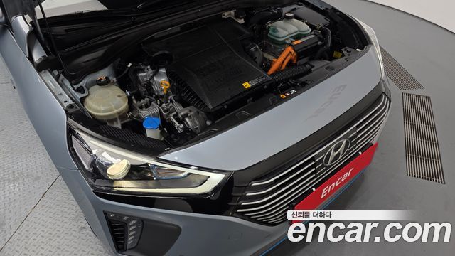 Hyundai Ioniq Hybrid Q 2017 — фото 6