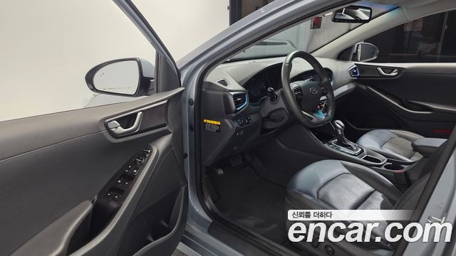 Hyundai Ioniq Hybrid Q 2017 — фото 10
