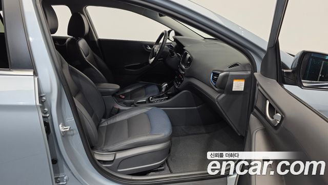 Hyundai Ioniq Hybrid Q 2017 — фото 11
