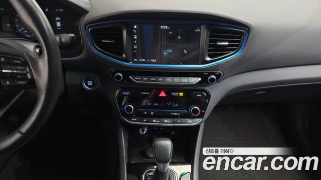 Hyundai Ioniq Hybrid Q 2017 — фото 15