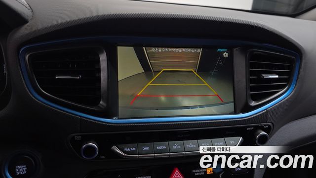 Hyundai Ioniq Hybrid Q 2017 — фото 16