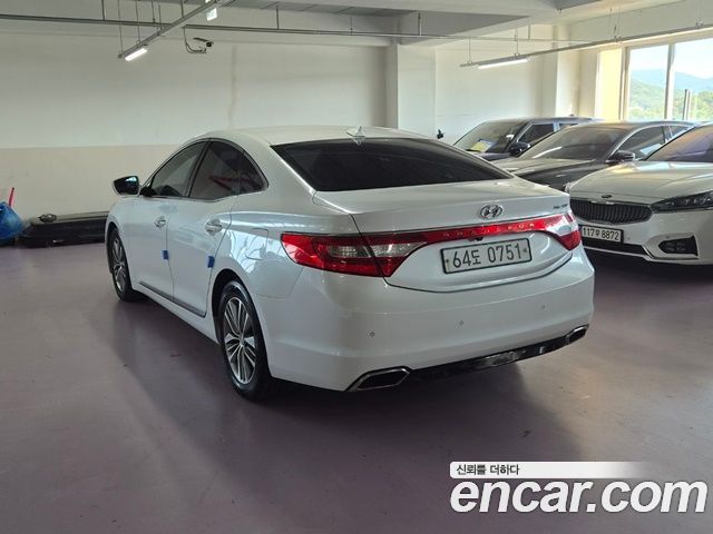 Hyundai Grandeur (HG) HG240 Modern Collection 2016 — фото 4