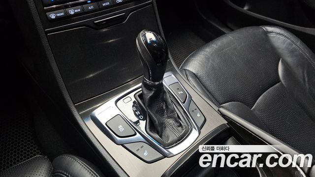 Hyundai Grandeur (HG) HG240 Modern 2016 — фото 9