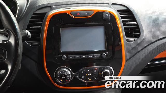 Renault Korea QM3 RE 2015 — фото 14