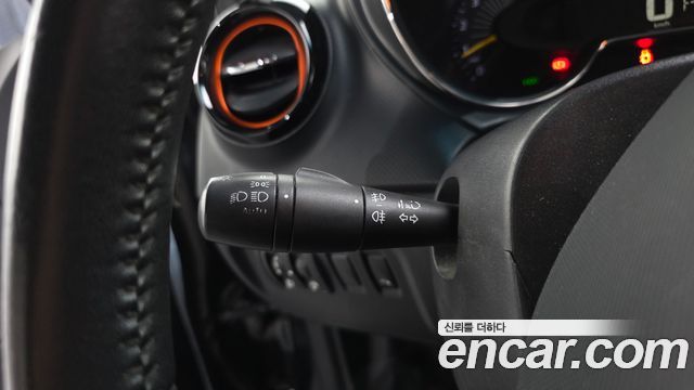 Renault Korea QM3 RE 2015 — фото 18