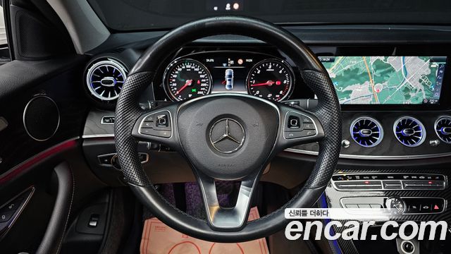 Mercedes-Benz E-Class (W213) E220d Avantgarde 2017 — фото 15