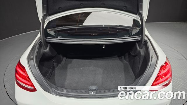 Mercedes-Benz E-Class (W213) E220d Avantgarde 2017 — фото 20