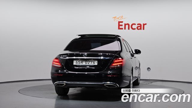 Mercedes-Benz E-Class (W213) E300 Exclusive 2017 — фото 4