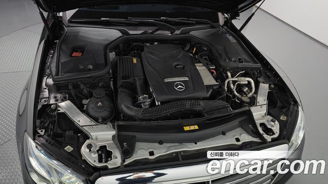 Mercedes-Benz E-Class (W213) E300 Exclusive 2017 — фото 6