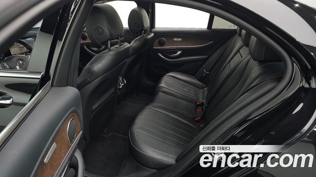 Mercedes-Benz E-Class (W213) E300 Exclusive 2017 — фото 11