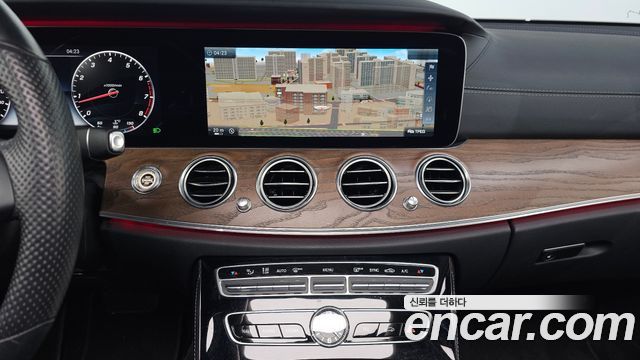 Mercedes-Benz E-Class (W213) E300 Exclusive 2017 — фото 14