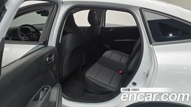 Renault Korea XM3 1.6 GTe SE 2022 — фото 11